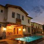 Ucurtma Otel 3*