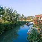 Ucurtma Otel 3*