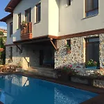Ucurtma Otel Akcapinar (Mugla)