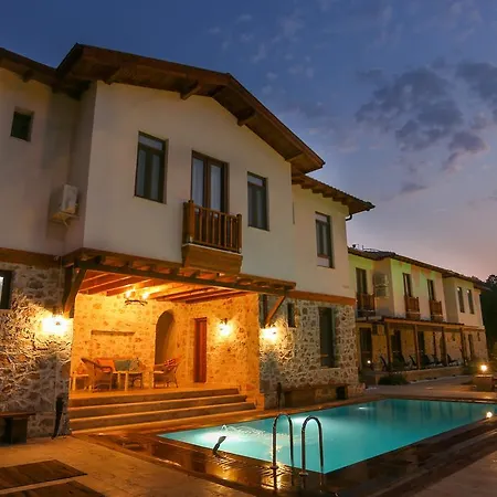 Ucurtma Hotel 3*